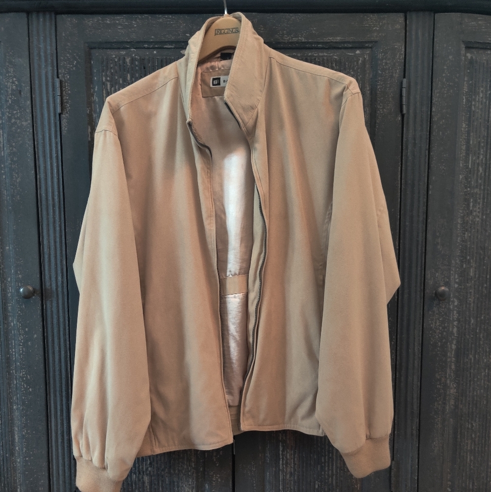 Bachrach  Khaki - Picture 6 of 6